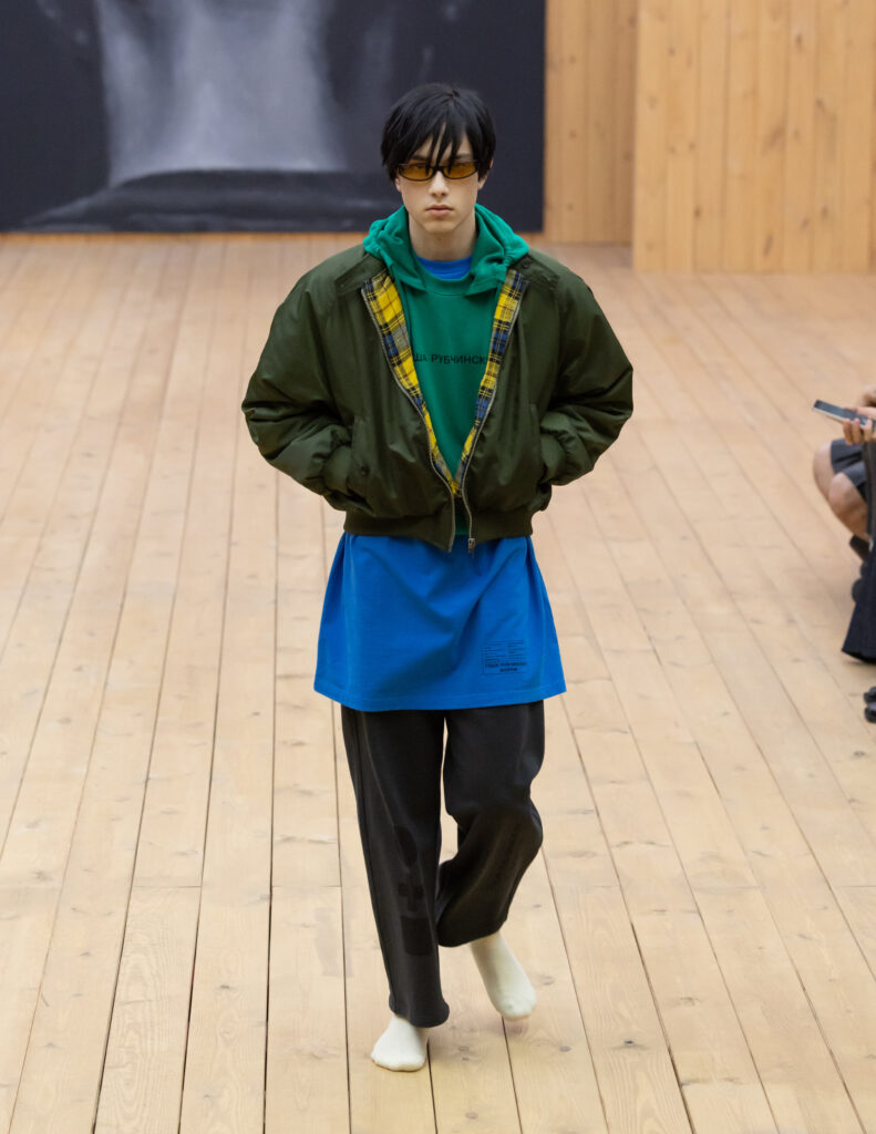 Gosha Rubchinskiy Summer 2027: “Forum,” or Fashion as a Tool of Anthropology 82 Gosha Rubchinskiy Summer2027 Look037
