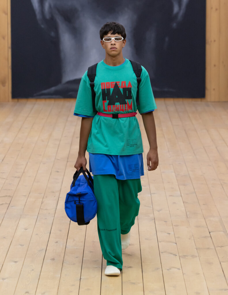 Gosha Rubchinskiy Summer 2027: “Forum,” or Fashion as a Tool of Anthropology 83 Gosha Rubchinskiy Summer2027 Look038