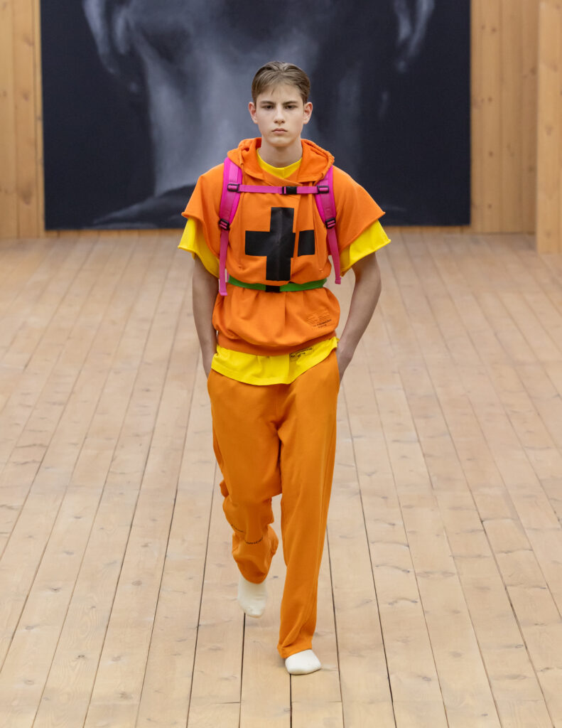 Gosha Rubchinskiy Summer 2027: “Forum,” or Fashion as a Tool of Anthropology 90 Gosha Rubchinskiy Summer2027 Look042