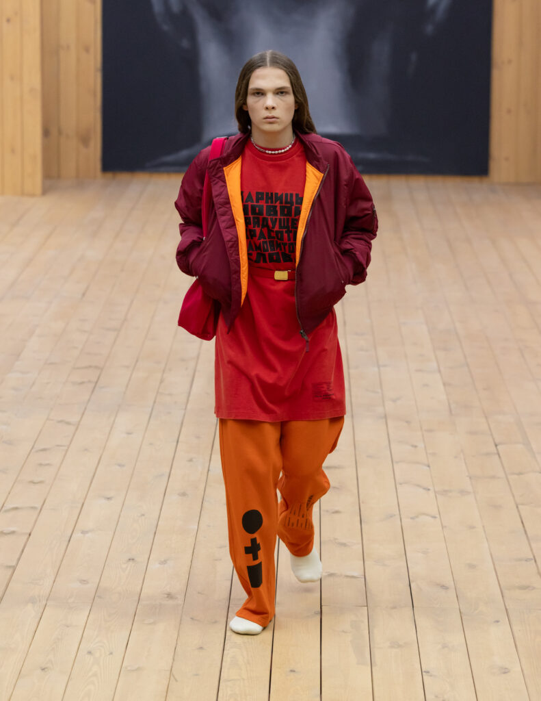 Gosha Rubchinskiy Summer 2027: “Forum,” or Fashion as a Tool of Anthropology 96 Gosha Rubchinskiy Summer2027 Look044