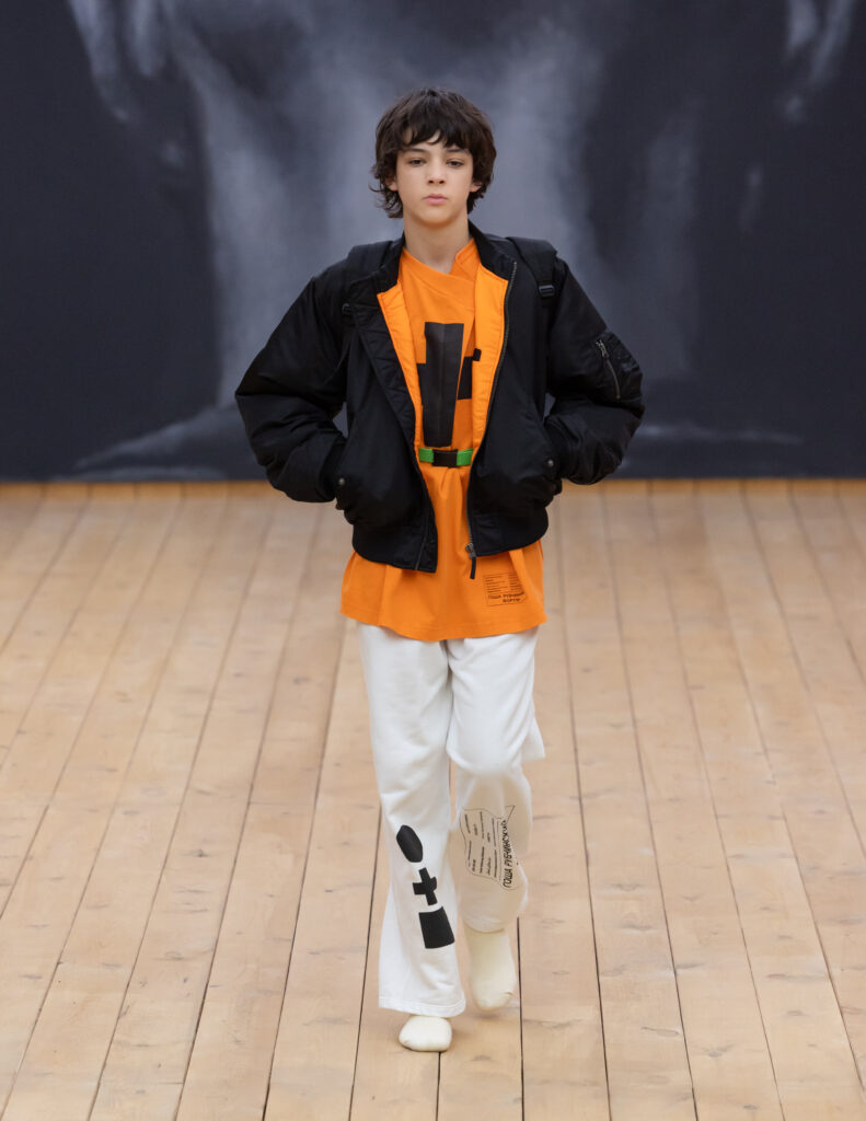 Gosha Rubchinskiy Summer 2027: “Forum,” or Fashion as a Tool of Anthropology 99 Gosha Rubchinskiy Summer2027 Look045