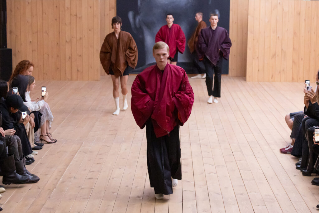 Gosha Rubchinskiy Summer 2027: “Forum,” or Fashion as a Tool of Anthropology 100 Gosha Rubchinskiy Summer2027 Look046 wide1