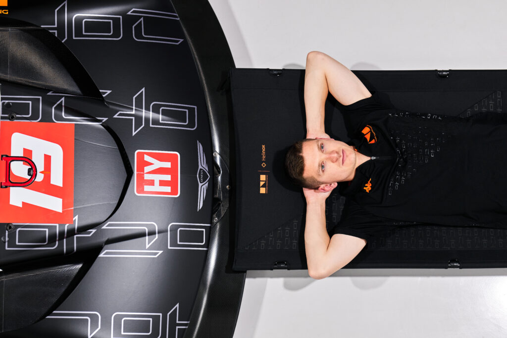 Helinox x Genesis Magma Racing, l’endurance comme langage industriel 25 Helinox 01