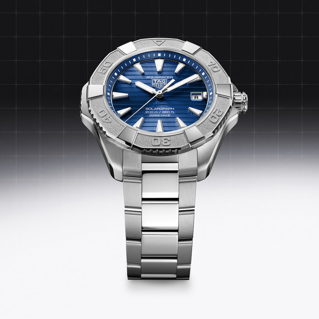 TAG Heuer Aquaracer, le solaire au service de l’aventure 66 High Quality JPG WBP1117.BA0047 MUSHROOM BACKGROUND 1 1