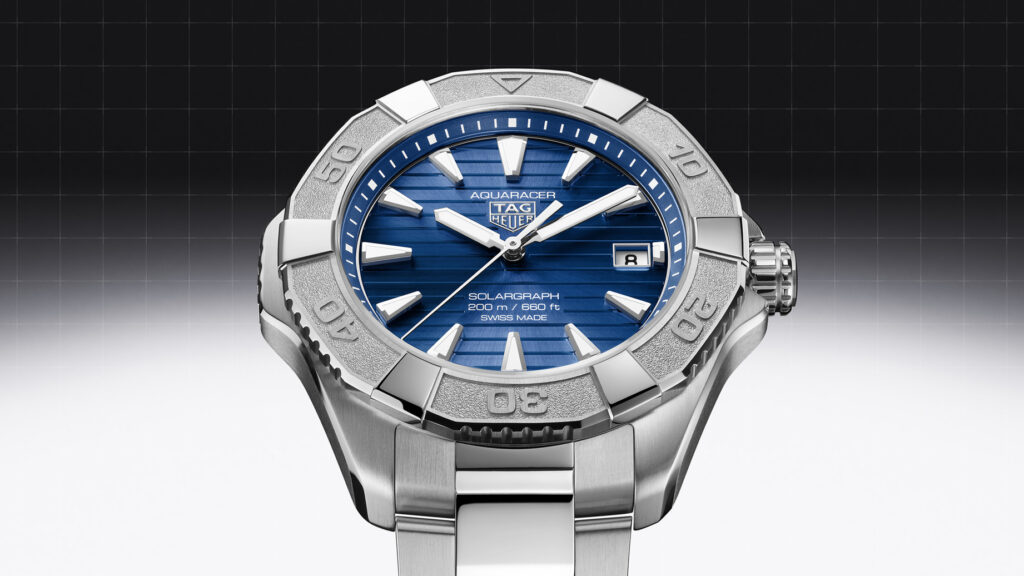 TAG Heuer Aquaracer, le solaire au service de l’aventure 69 High Quality JPG WBP1117.BA0047 MUSHROOM BACKGROUND 16 9