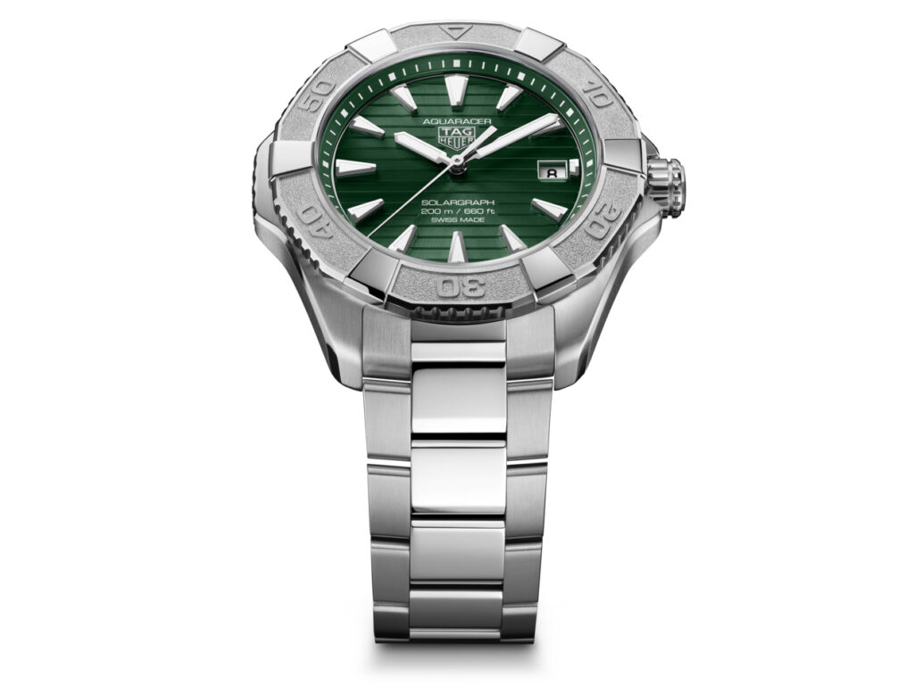TAG Heuer Aquaracer, le solaire au service de l’aventure 86 High Quality JPG WBP1118.BA0047 MUSHROOM