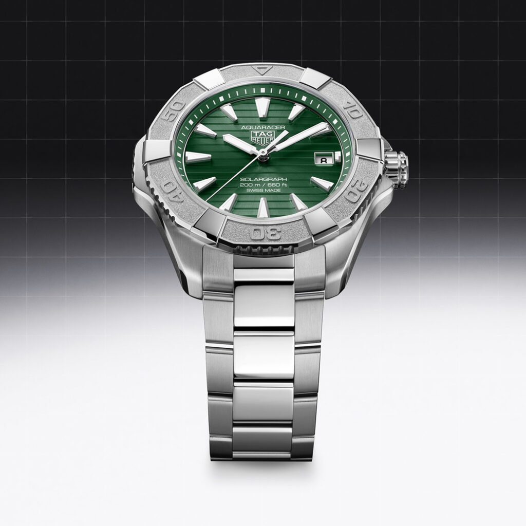 TAG Heuer Aquaracer, le solaire au service de l’aventure 80 High Quality JPG WBP1118.BA0047 MUSHROOM BACKGROUND 1 1