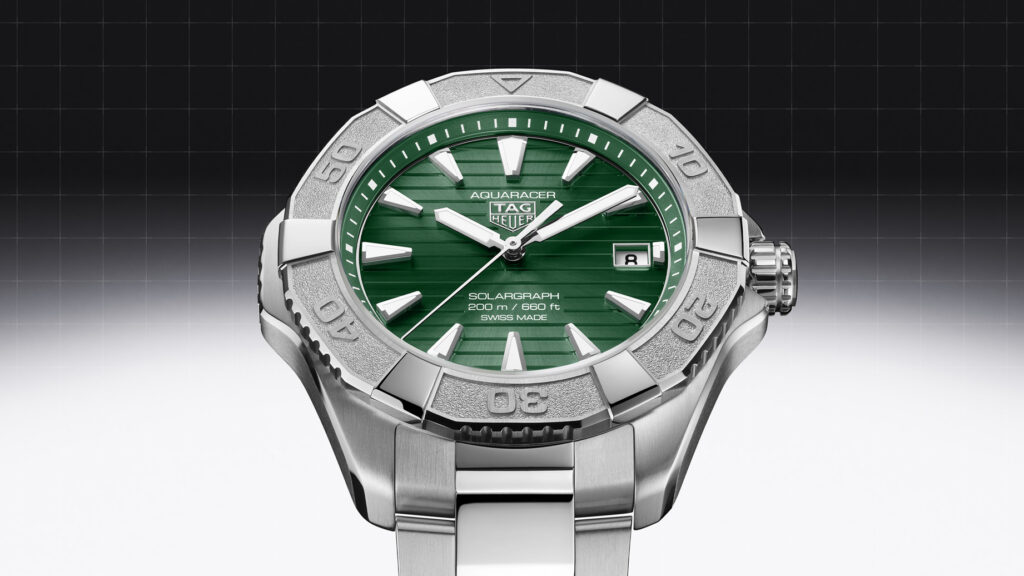 TAG Heuer Aquaracer, le solaire au service de l’aventure 83 High Quality JPG WBP1118.BA0047 MUSHROOM BACKGROUND 16 9