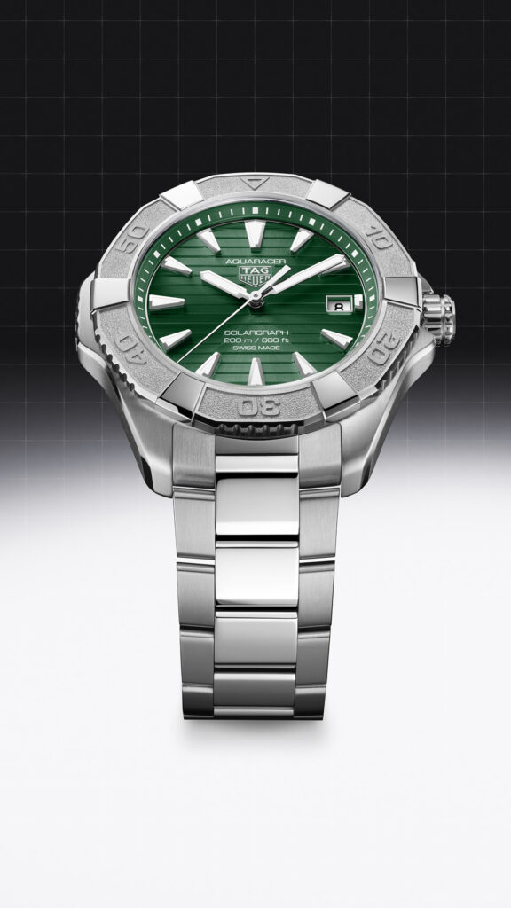 TAG Heuer Aquaracer, le solaire au service de l’aventure 82 High Quality JPG WBP1118.BA0047 MUSHROOM BACKGROUND 9 16