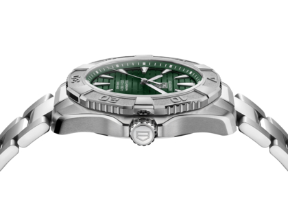 TAG Heuer Aquaracer, le solaire au service de l’aventure 87 High Quality JPG WBP1118.BA0047 PROFILE