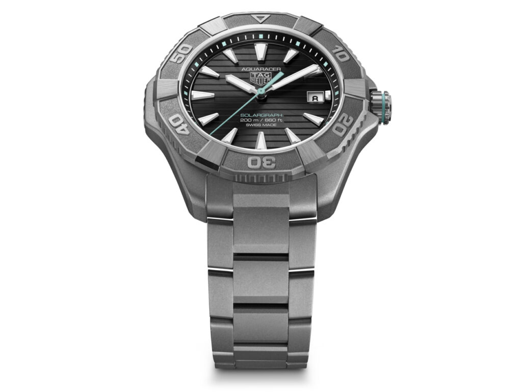 TAG Heuer Aquaracer, le solaire au service de l’aventure 100 High Quality JPG WBP1184.BF0008 MUSHROOM