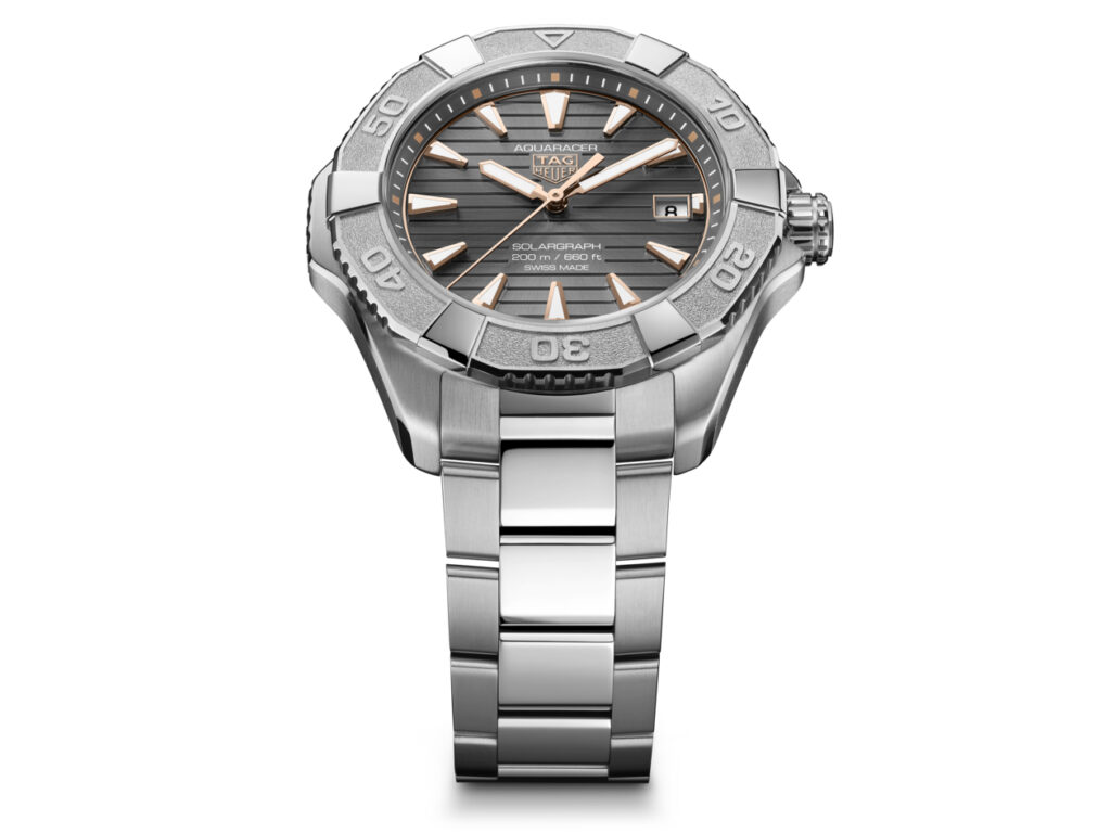TAG Heuer Aquaracer, le solaire au service de l’aventure 108 High Quality JPG WBP1190.BZ0003 MUSHROOM