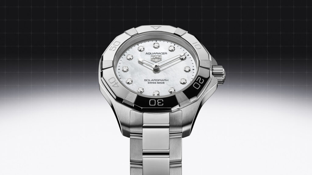 TAG Heuer Aquaracer, le solaire au service de l’aventure 46 High Quality JPG WBP141H.BA0049 MUSHROOM BACKGROUND 16 9