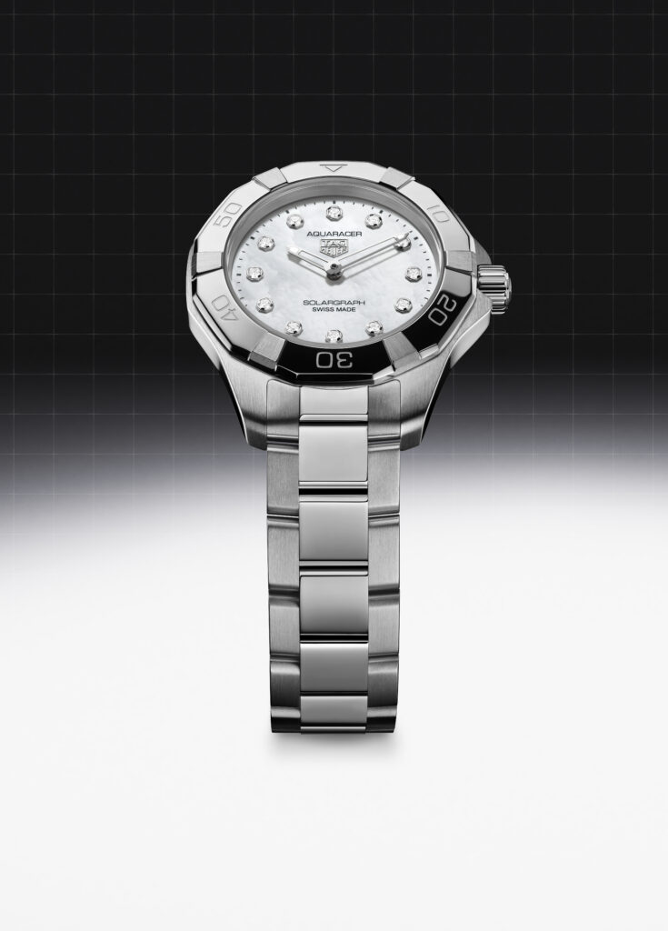 TAG Heuer Aquaracer, le solaire au service de l’aventure 47 High Quality JPG WBP141H.BA0049 MUSHROOM BACKGROUND FULLFRAME