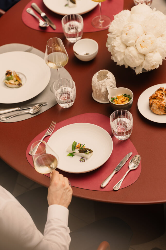 L’Herbier Secret du Crillon : la table la plus privée de Paris n’a jamais été aussi accessible 31 HoteldeCrillon 062026 NolwennPernin 7