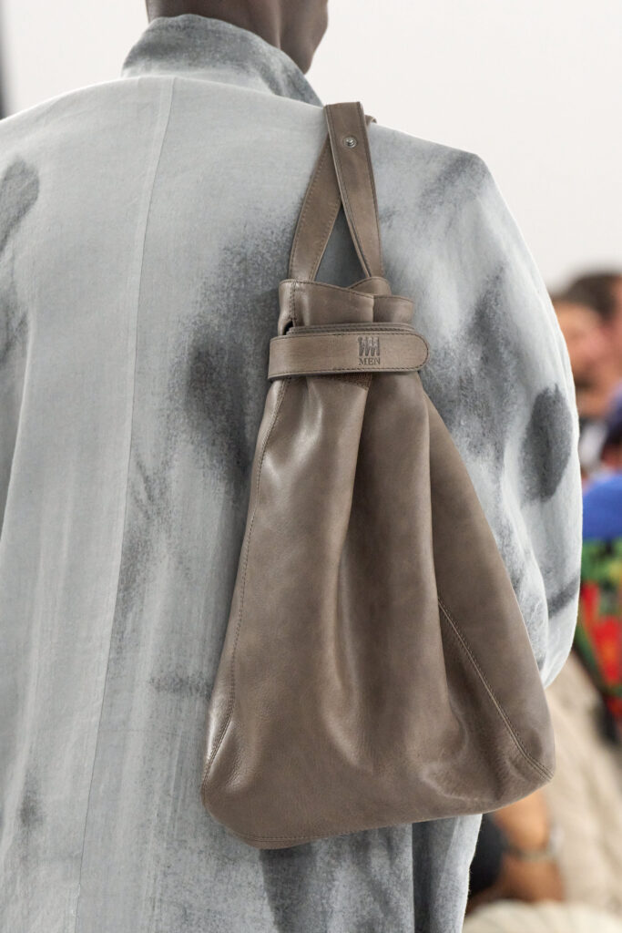 In Praise of Bamboo Shadows : Issey Miyake Men et le vêtement comme philosophie 50 IM MEN DETAILS LOOK 02 2X3 1