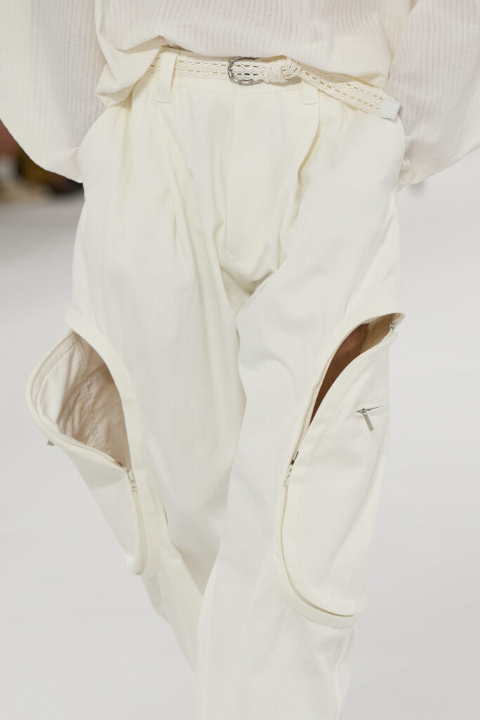 In Praise of Bamboo Shadows : Issey Miyake Men et le vêtement comme philosophie 41 IM MEN DETAILS LOOK 09 2X3
