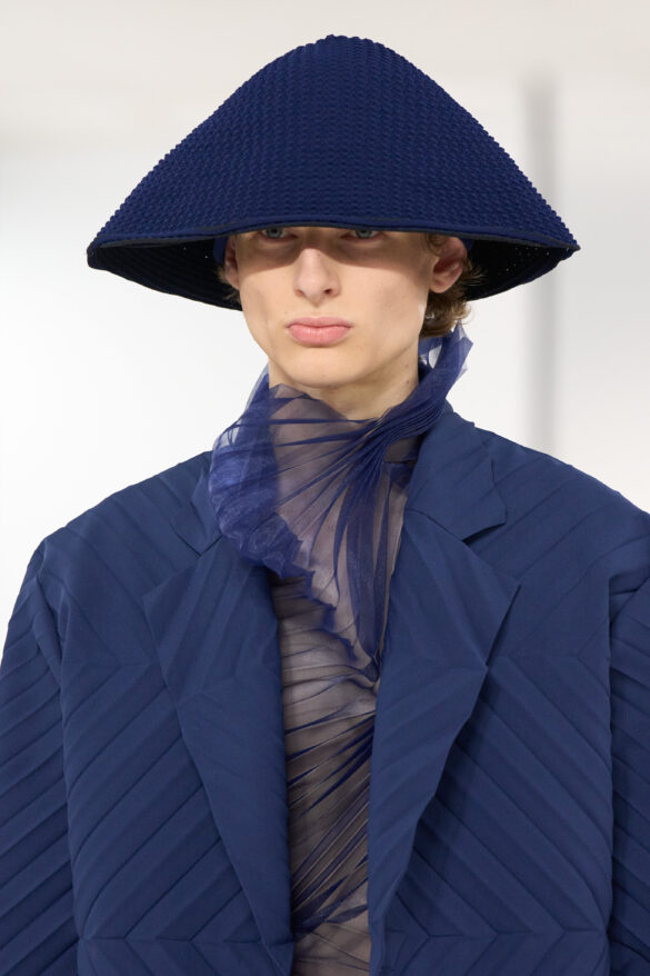 IM MEN DETAILS LOOK 32 2X3 1