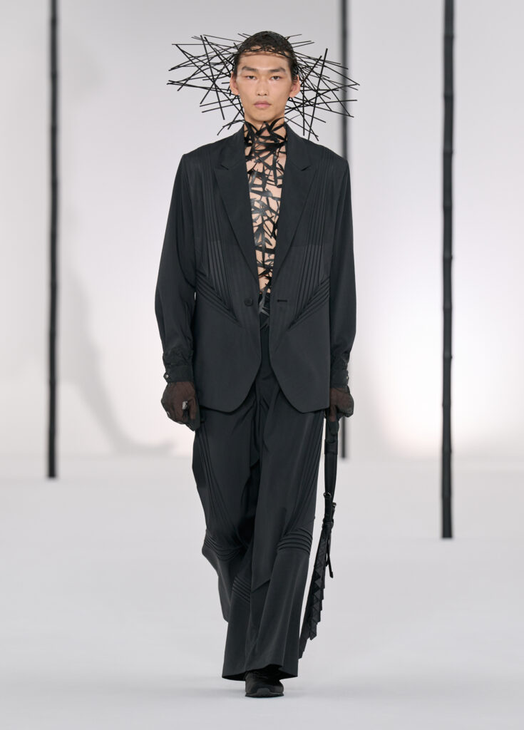 In Praise of Bamboo Shadows : Issey Miyake Men et le vêtement comme philosophie 87 IM MEN LOOKS 08 1240x1728px