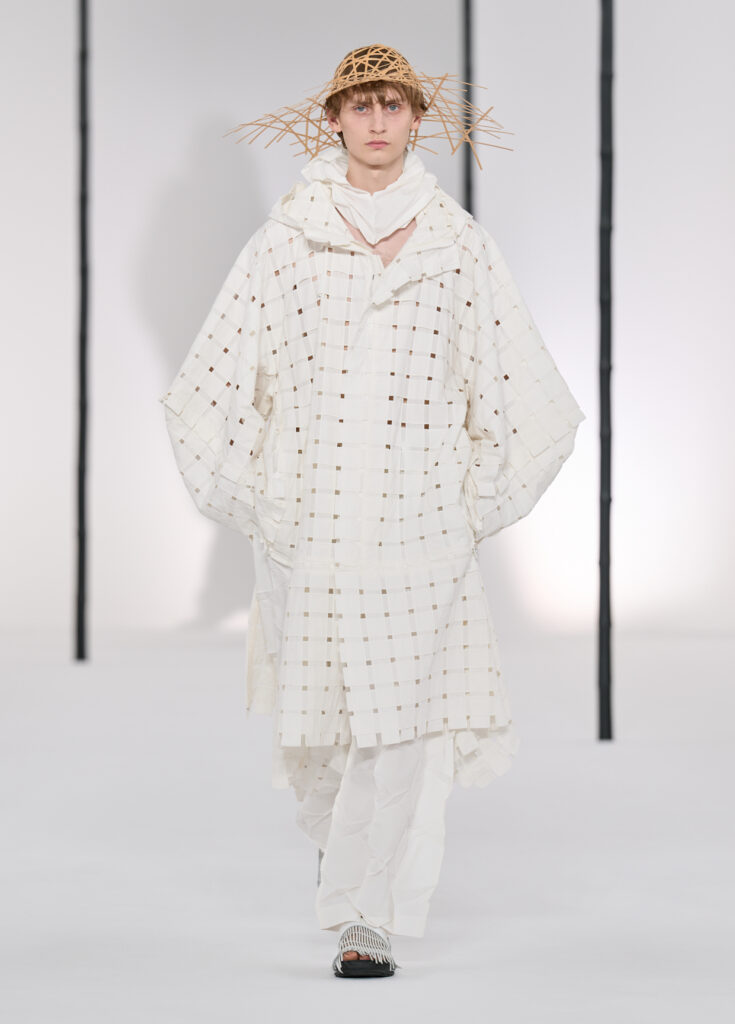 In Praise of Bamboo Shadows : Issey Miyake Men et le vêtement comme philosophie 88 IM MEN LOOKS 11 1240x1728px