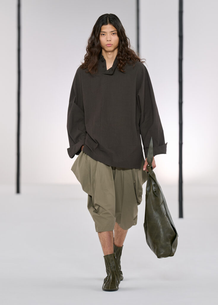 In Praise of Bamboo Shadows : Issey Miyake Men et le vêtement comme philosophie 77 IM MEN LOOKS 17 1240x1728px