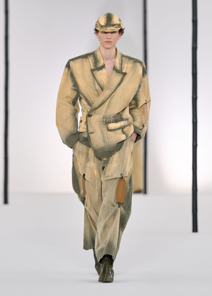 In Praise of Bamboo Shadows : Issey Miyake Men et le vêtement comme philosophie 72 IM MEN LOOKS 18 1240x1728px