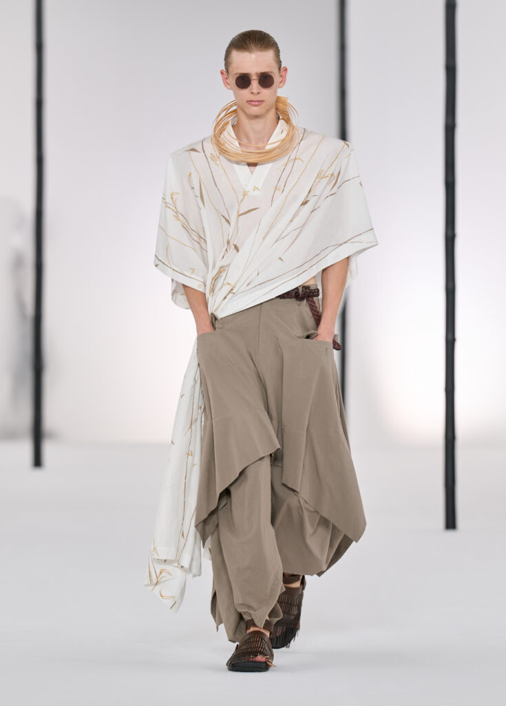 In Praise of Bamboo Shadows : Issey Miyake Men et le vêtement comme philosophie 83 IM MEN LOOKS 23 1240x1728px