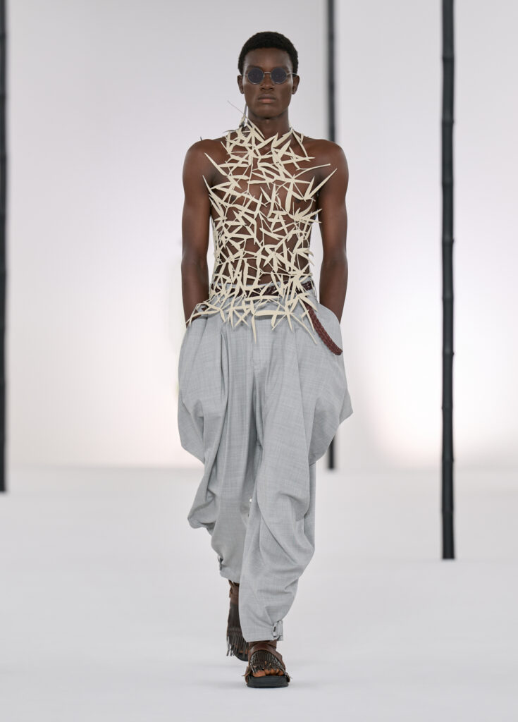 In Praise of Bamboo Shadows : Issey Miyake Men et le vêtement comme philosophie 74 IM MEN LOOKS 25 1240x1728px