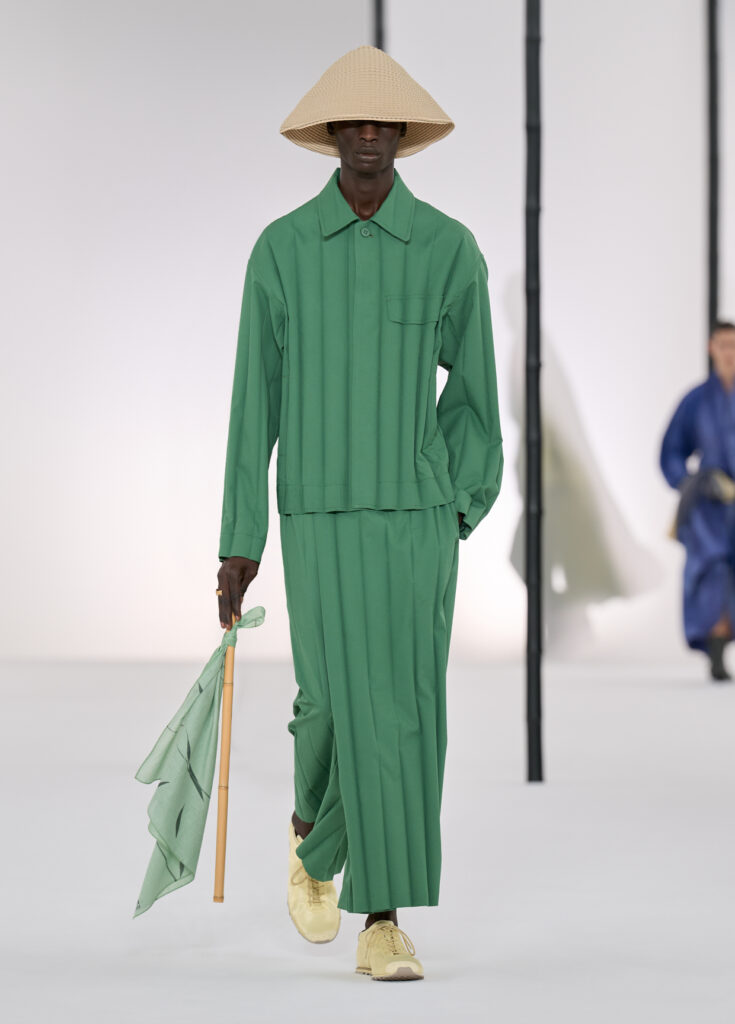 In Praise of Bamboo Shadows : Issey Miyake Men et le vêtement comme philosophie 98 IM MEN LOOKS 36 1240x1728px