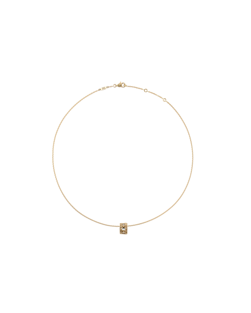 My Dior : le cannage des premières chaises devient joaillerie 33 JMYD95061