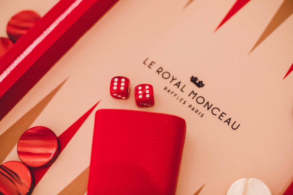 Au Royal Monceau, la récompense de la durée 37 Le Royal Monceau Raffles Paris Dice Game