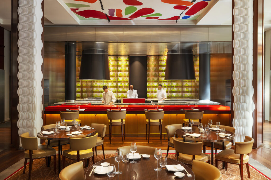 Matsuhisa Paris Goes Takeout: The Royal Monceau’s Nikkei Cuisine Goes Beyond Its Walls 47 Le Royal Monceau Raffles Paris Matsuhisa Paris perso @Vincent Leroux