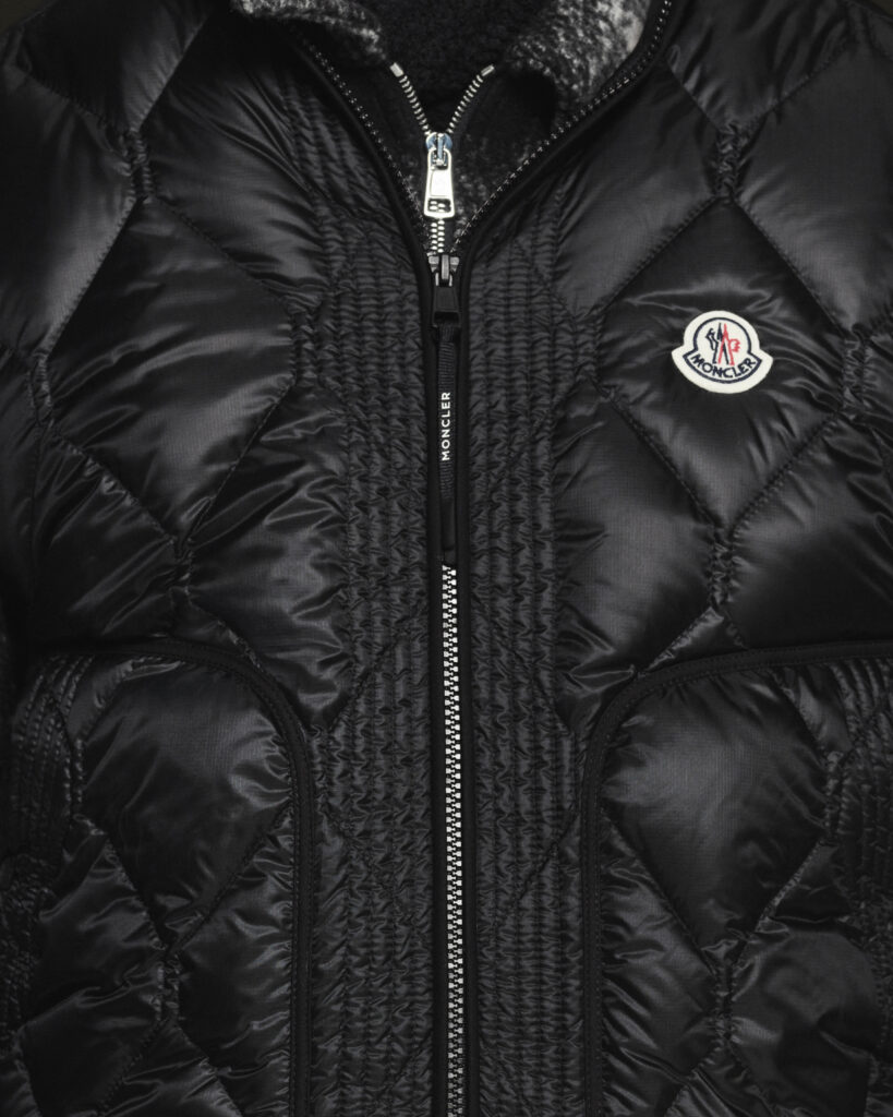 Moncler Pré-Automne 2026 — "Le sens du Détail" : l'art de la superposition comme langage 30 MC FW 2026 DIGITALCAMPAIGN DS RGB 300DPI 4X5 9