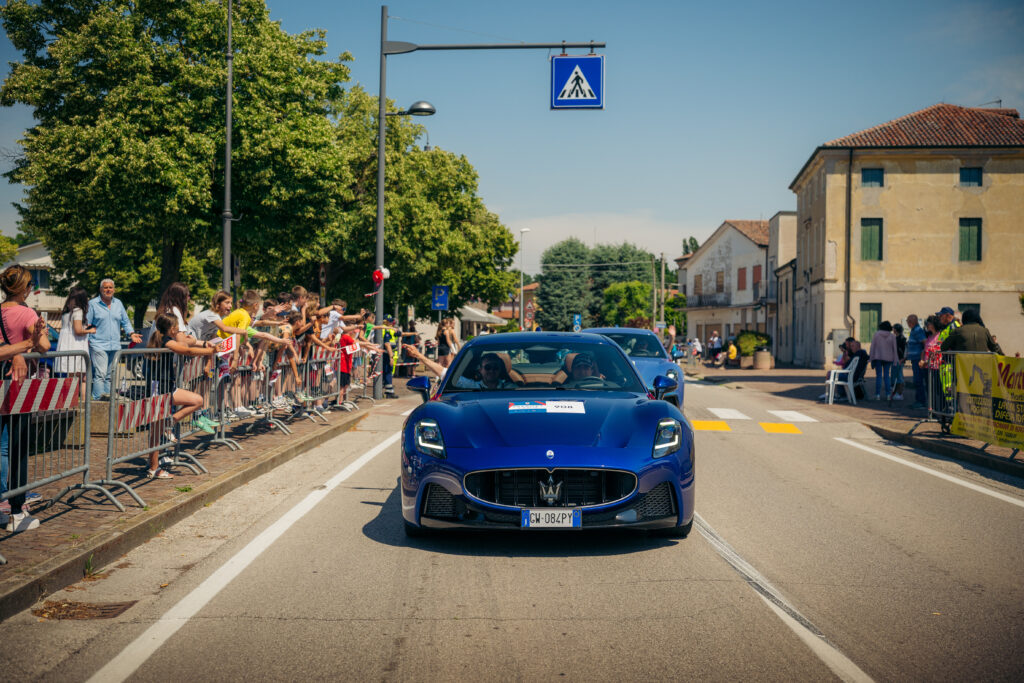 Maserati aux 1000 Miglia 2026 : cent ans de Trident dans les virages de Brescia 64 Maserati GranTurismo@1000Miglia 2026