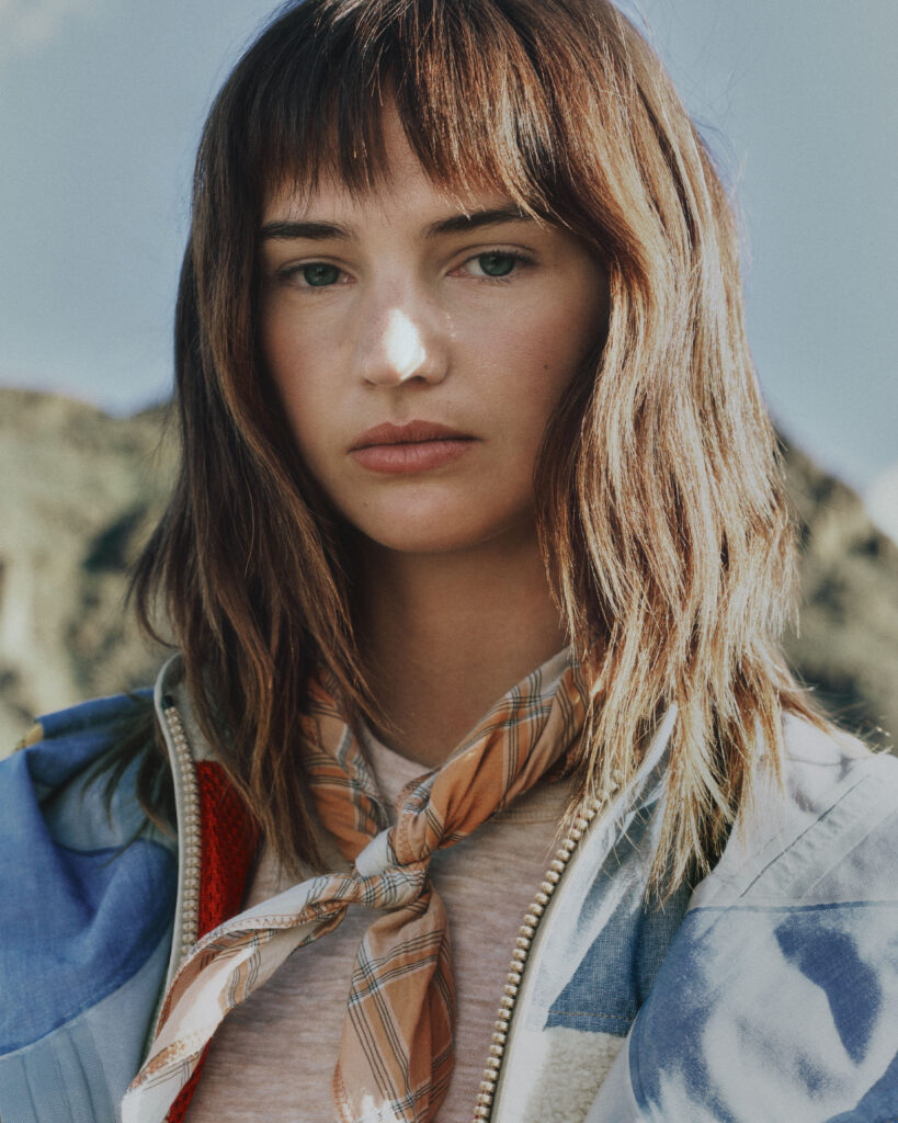 Moncler Grenoble, l’outdoor alpin sous le soleil de l’Arizona 41 Moncler Grenoble SS26 Campaign 4X5 00001