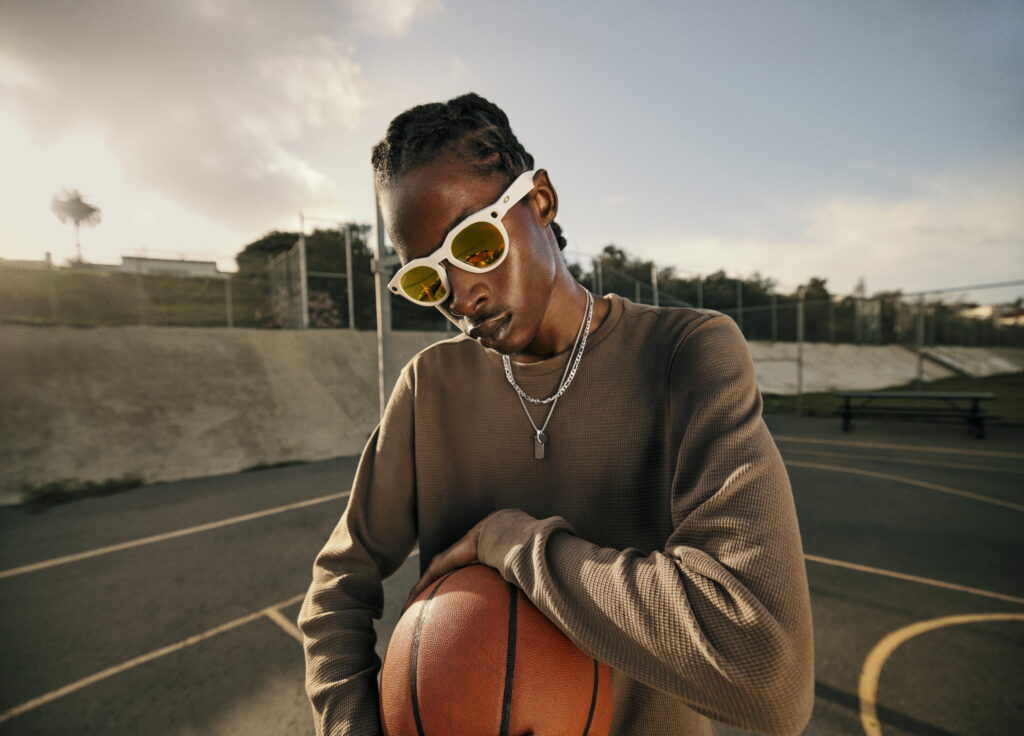 Meta AI, Ray-Ban et Oakley : la lunette comme interface discrète 32 Oakley Meta HSTN Lifestyle2