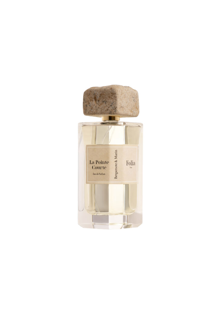 FOLIA Paris, the perfumery in the background 52 PACKSHOTS FOLIA FND BLANC LaPointeCourte 100ML
