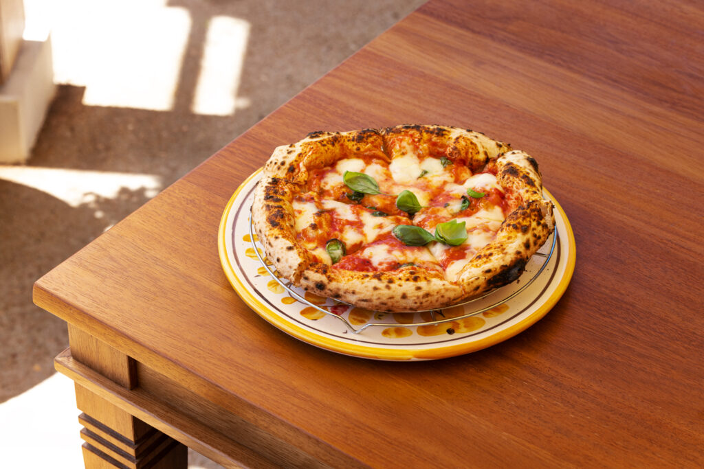 La Vigie by Zanoni Monte-Carlo : Simone Zanoni investit une institution monégasque 35 Pizza Marguerita La Vigie Zanoni Monte Carlo @Monte Carlo SBM