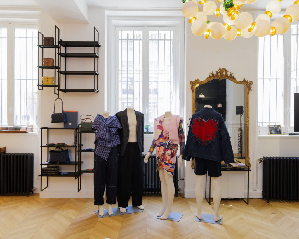 Fashion Hong Kong Paris 2026 : la scène entre deux rives 91 Reception Display