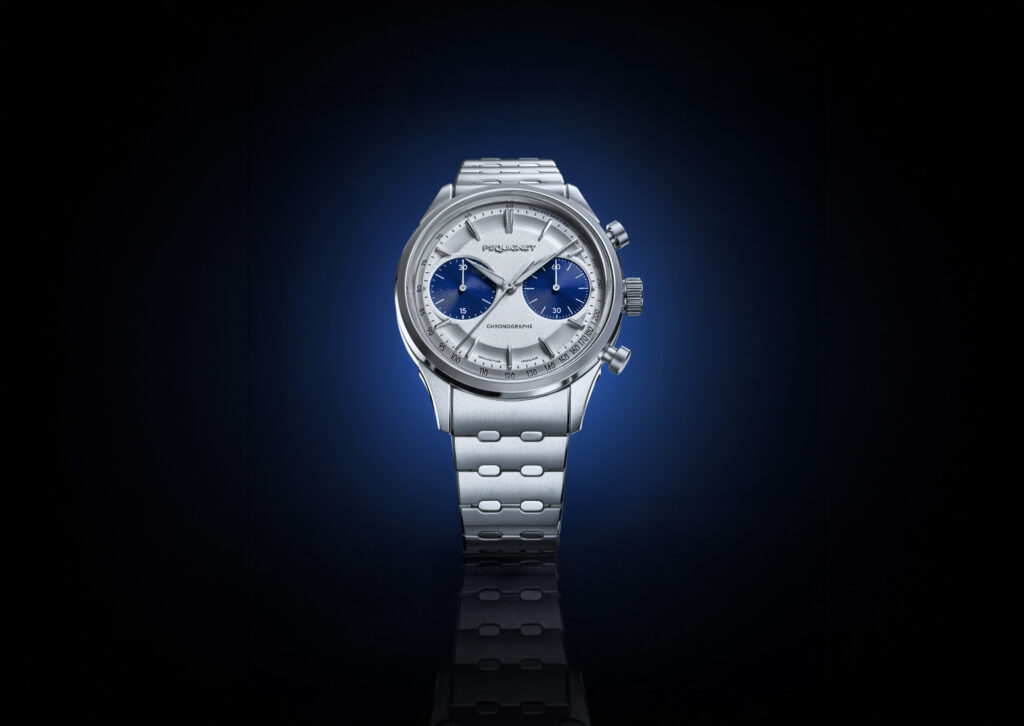 Pequignet : le noir comme alphabet 42 Royale Paris Chronographe rouge Pequignet Ambiance1