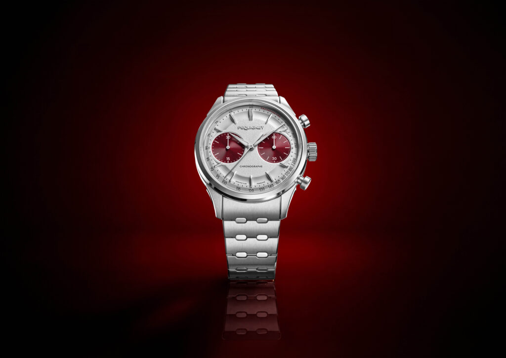 Pequignet : le noir comme alphabet 43 Royale Paris Chronographe rouge Pequignet Ambiance2