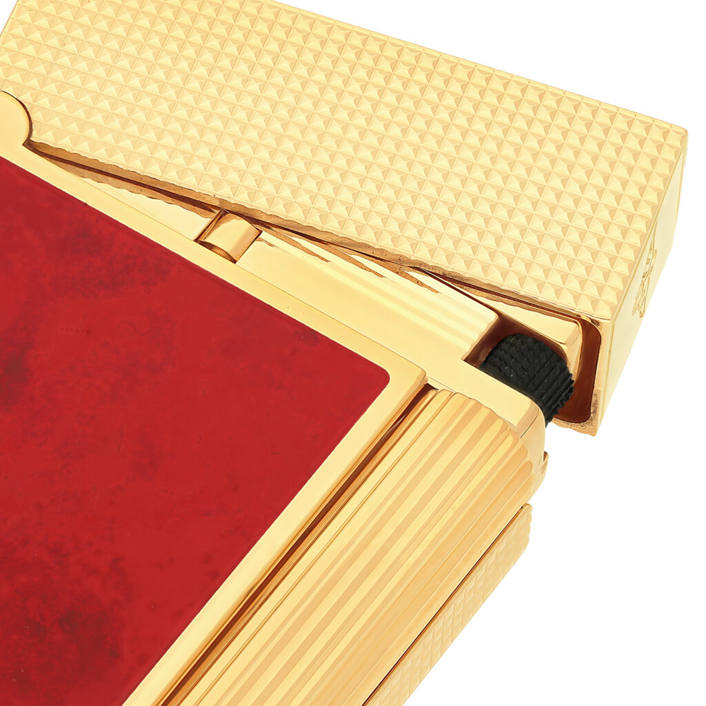 S.T. Dupont, la surface comme geste 31 S.T. DUPONT C16017CL 2