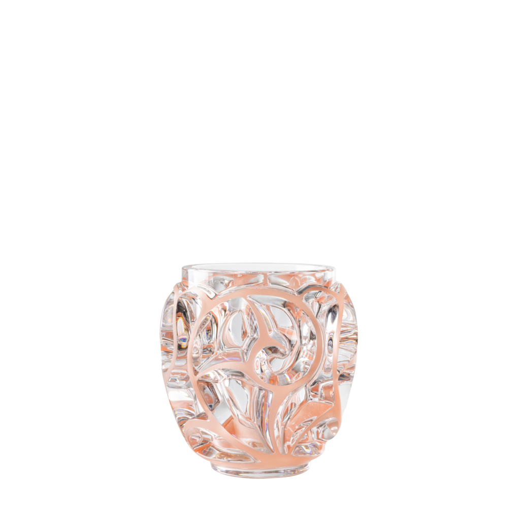 Lalique, cent ans de mouvement dans le cristal 28 TOURBILLONS vase small size coral patina ©LALIQUE SA