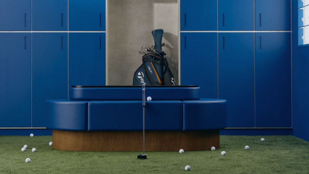 TAG Heuer Connected Calibre E5 × TaylorMade : la montre qui joue au golf avec vous 72 Web 2000px SBT8A86.BT6369 TAYLORMADE SET 01 16 9