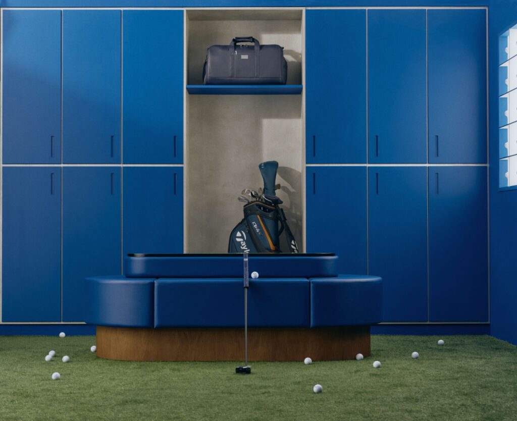 TAG Heuer Connected Calibre E5 × TaylorMade : la montre qui joue au golf avec vous 73 Web 2000px SBT8A86.BT6369 TAYLORMADE SET 01 FULLFRAME