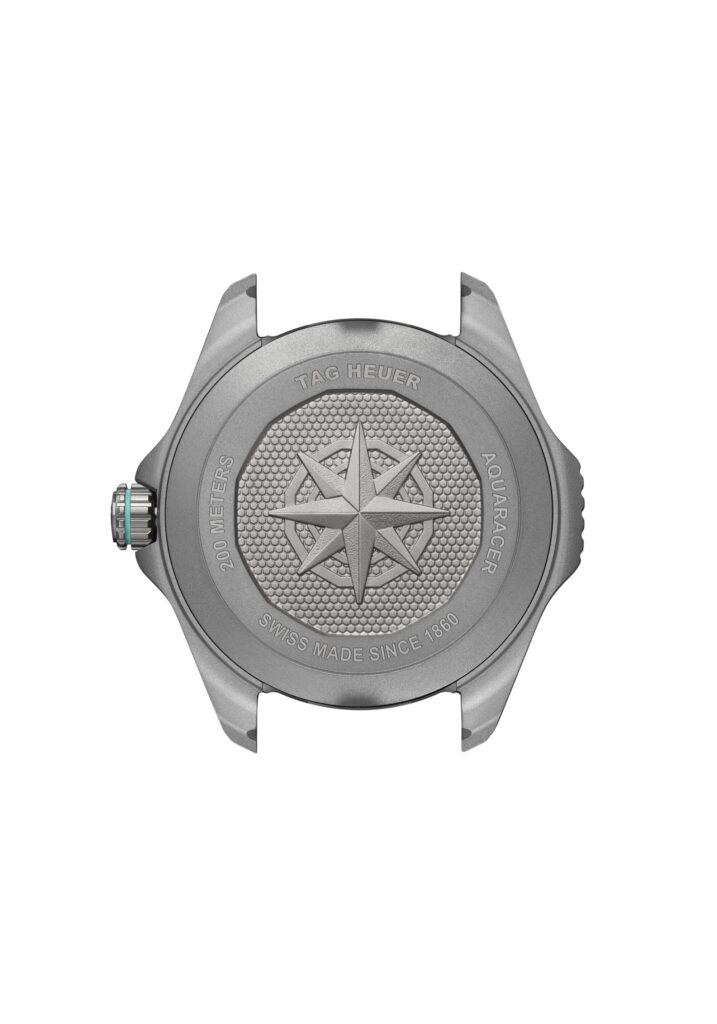 TAG Heuer Aquaracer, le solaire au service de l’aventure 174 Web 2000px WBP1184.BF0008 SOLDIER BACK WH