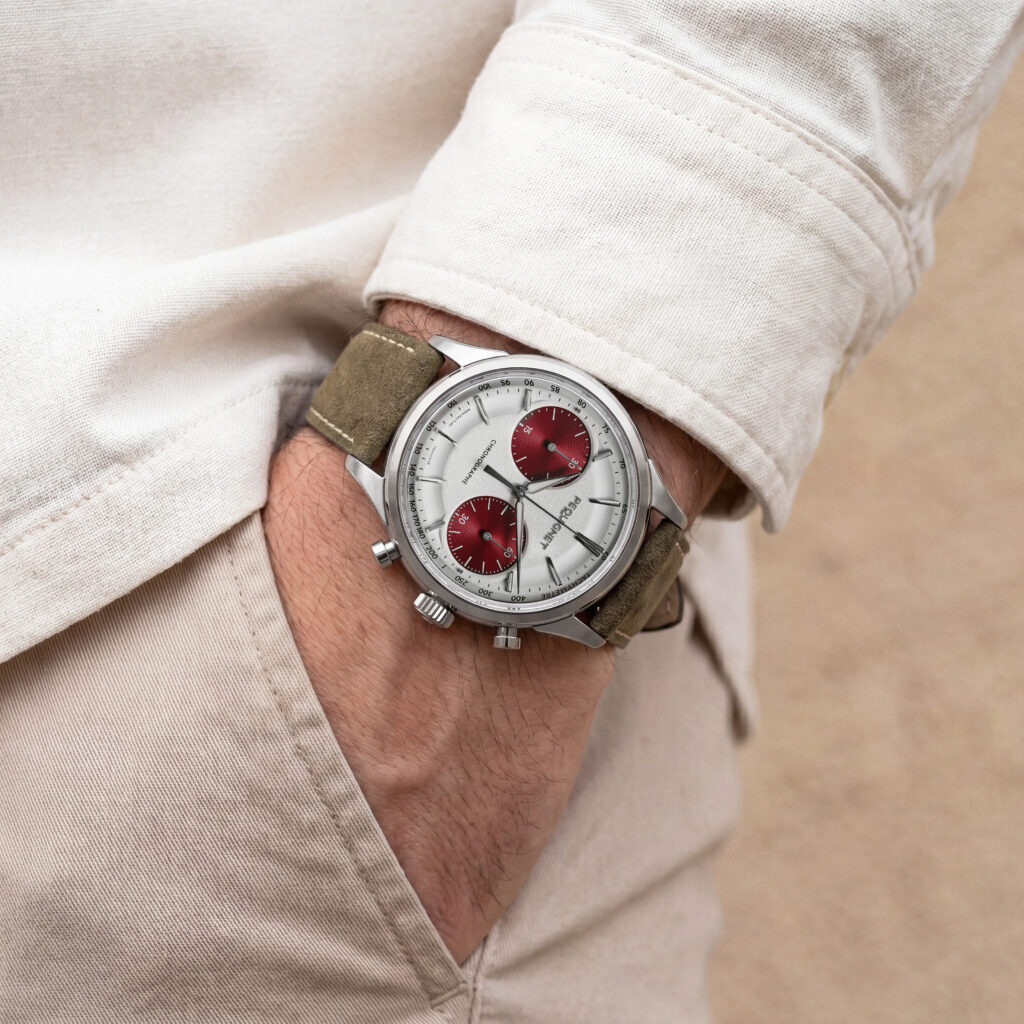 Pequignet : le noir comme alphabet 45 Wrist Red