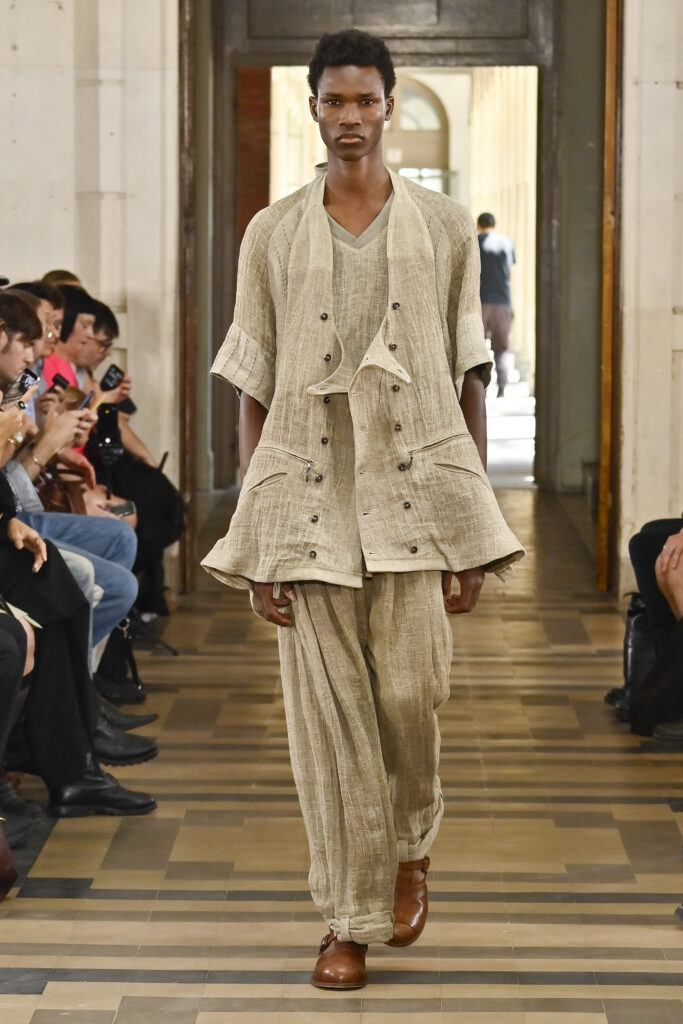 Ziggy Chen SS27 — AMBIEPOSE 26 Ziggy Chen SS27 2 3 LR 002