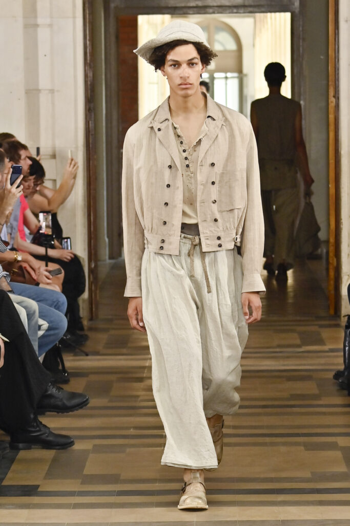 Ziggy Chen SS27 — AMBIEPOSE 30 Ziggy Chen SS27 2 3 LR 006