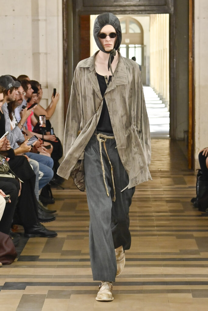 Ziggy Chen SS27 — AMBIEPOSE 32 Ziggy Chen SS27 2 3 LR 008